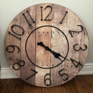 31” Rustic Farmhouse Clock